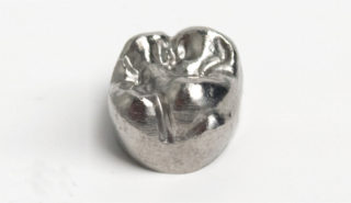 Zirlux Ti crown